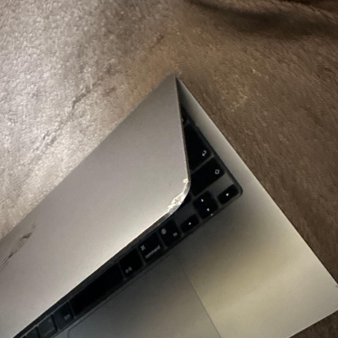 2020 MacBook Pro M1 ジャンク