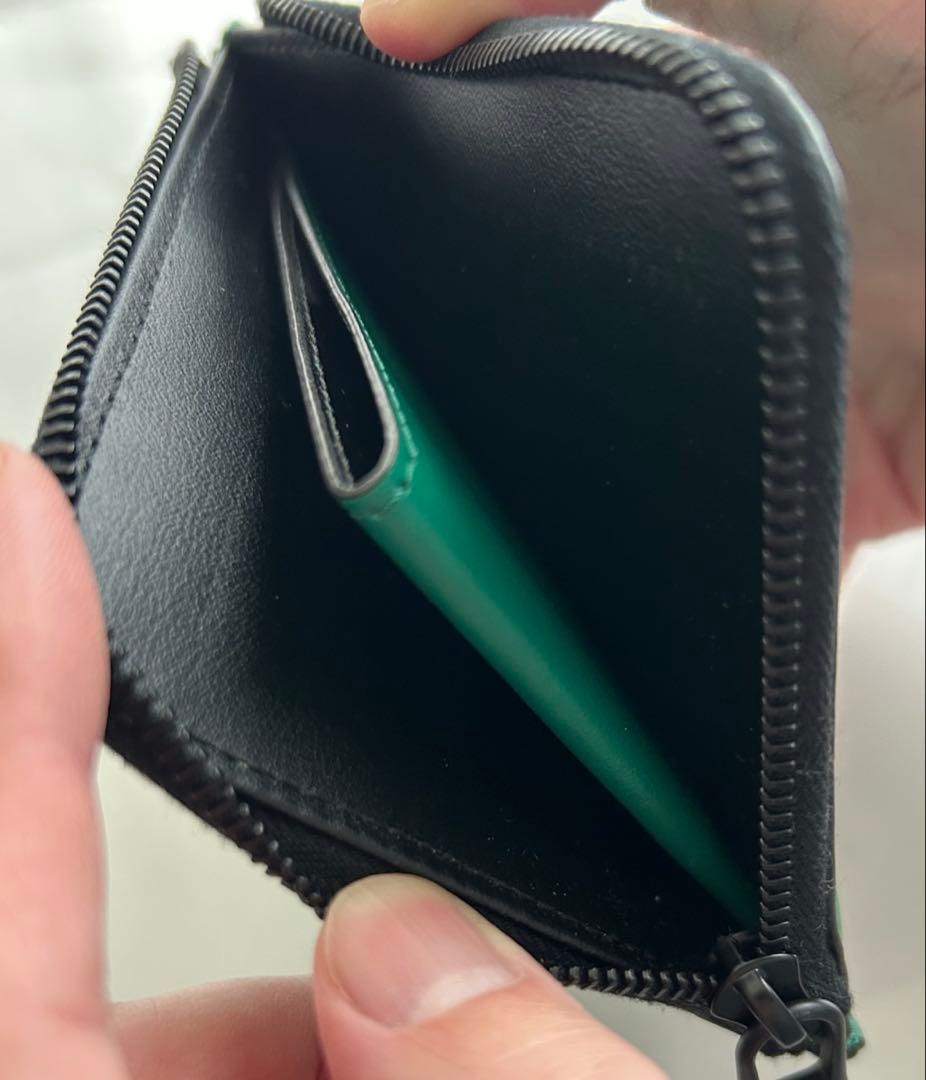 モンクレール　ネックウォレット カーフレザー財布 緑