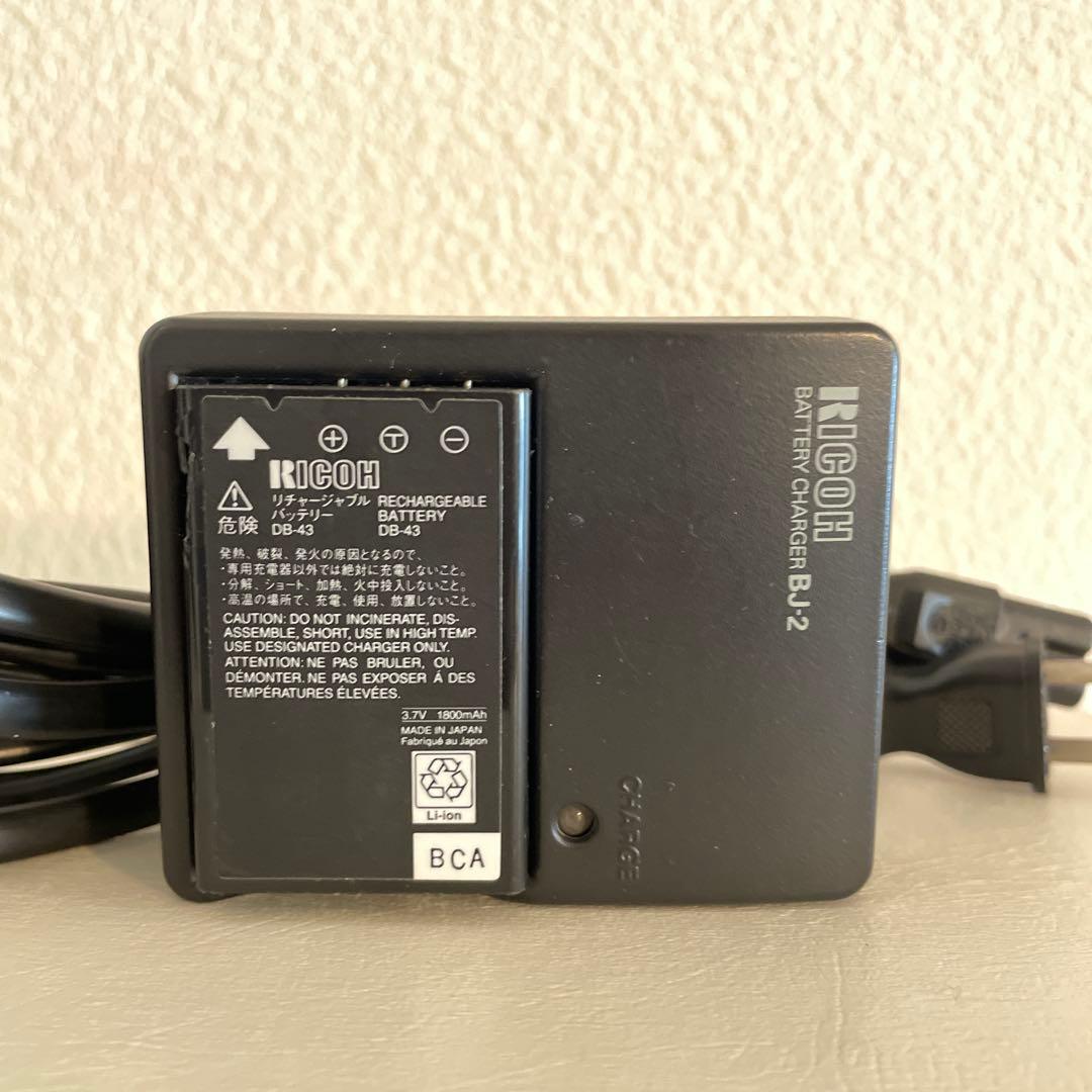 動作確認済 Caplio GX8 バッテリーチャージャーBJ-2付属