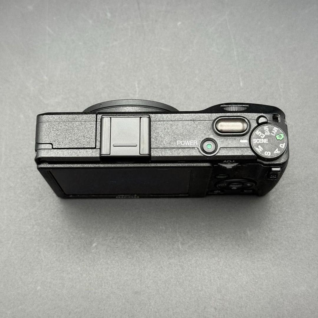 【ジャンク品】RICOH GR DIGITAL Ⅳ コンパクトデジタルカメラ
