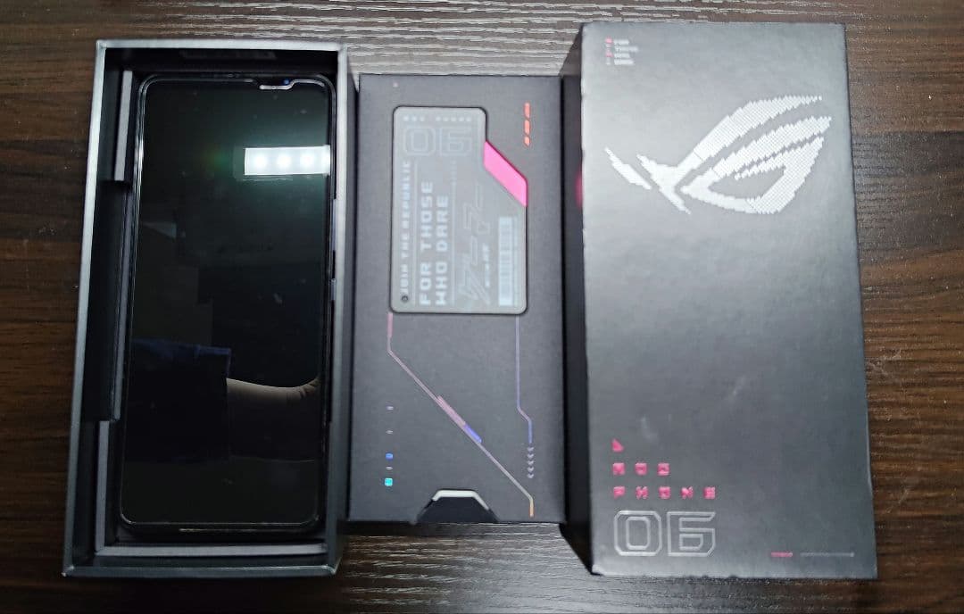 ケース付き　ROG Phone 6D 12GB 256GB