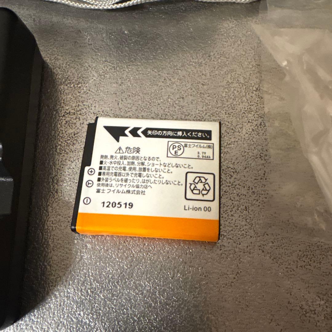 快調光学美品★Fujifilm FinePix F770EXR 4.6-92mm