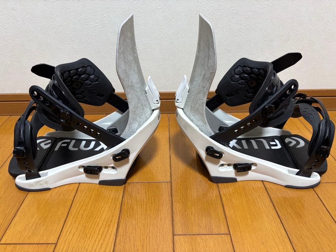 FLUX（フラックス）CV 22-23モデル／サイズS