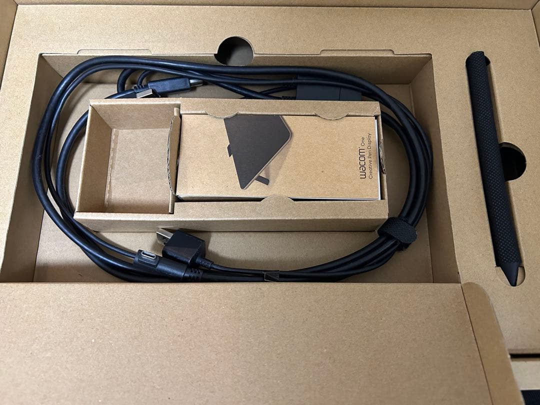 wacome one 13.3インチ (箱あり)
