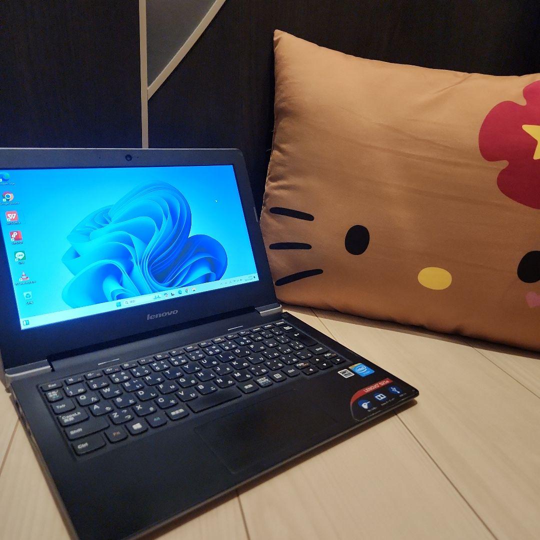 ⭐お値下げ❗　ノートパソコン　薄型　軽量　Lenovo　持ち運び可能❗❗
