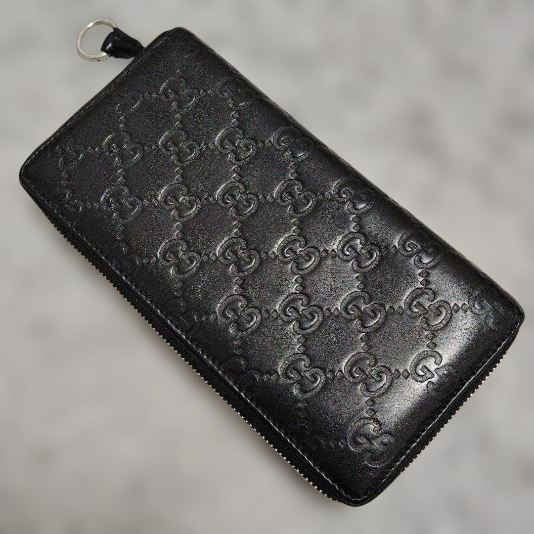 グッチ　ブラックレザー長財布 エンボスロゴ