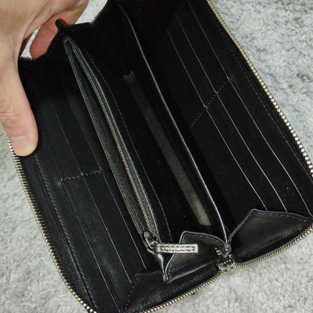 グッチ　ブラックレザー長財布 エンボスロゴ