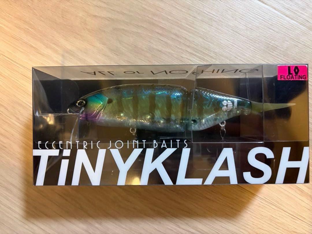 TiNY KLASH Low ウィードバッタマンギル