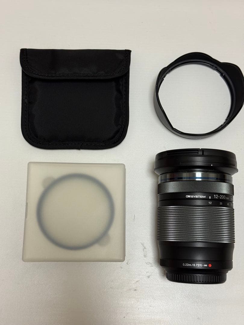 OM SYSTEM ED 12-200mm F3.5-6.3 付属品