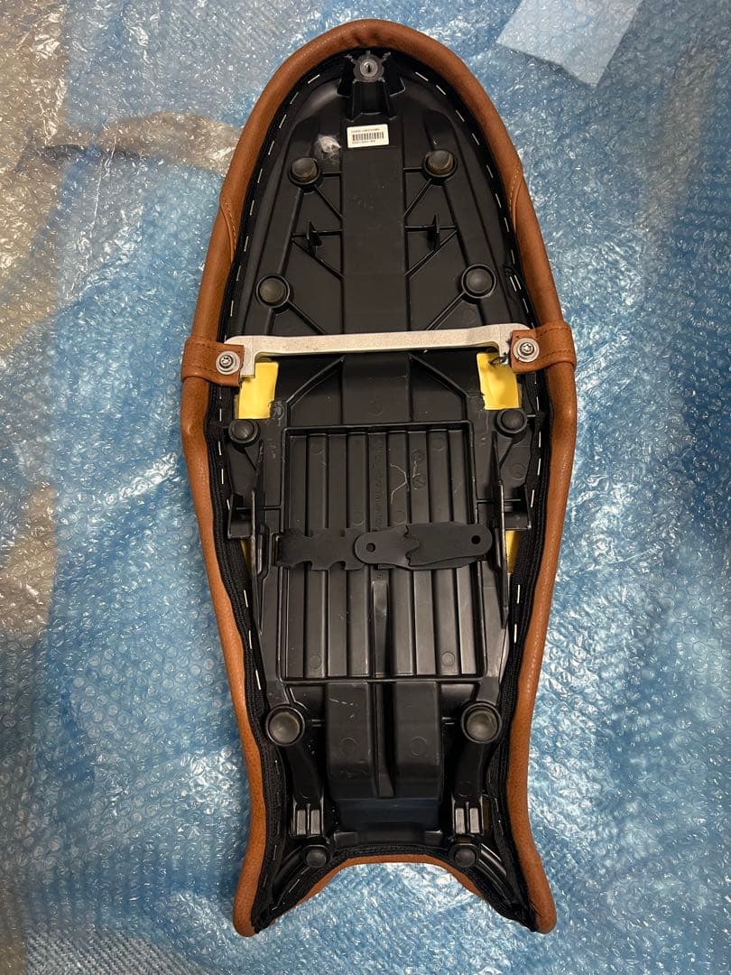 ト*ロ様  RnineT スクランブラーシート