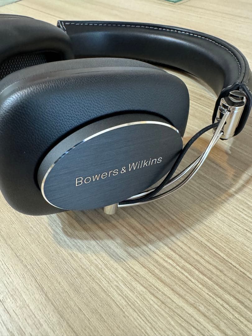 【新品】Bowers & Wilkins P7 wireless