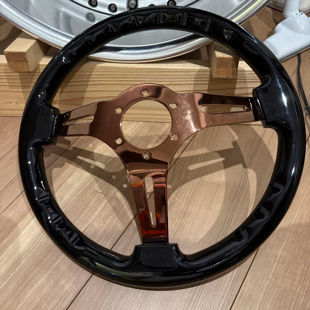 Avenue ステアリングホイール ブラック/ブロンズ