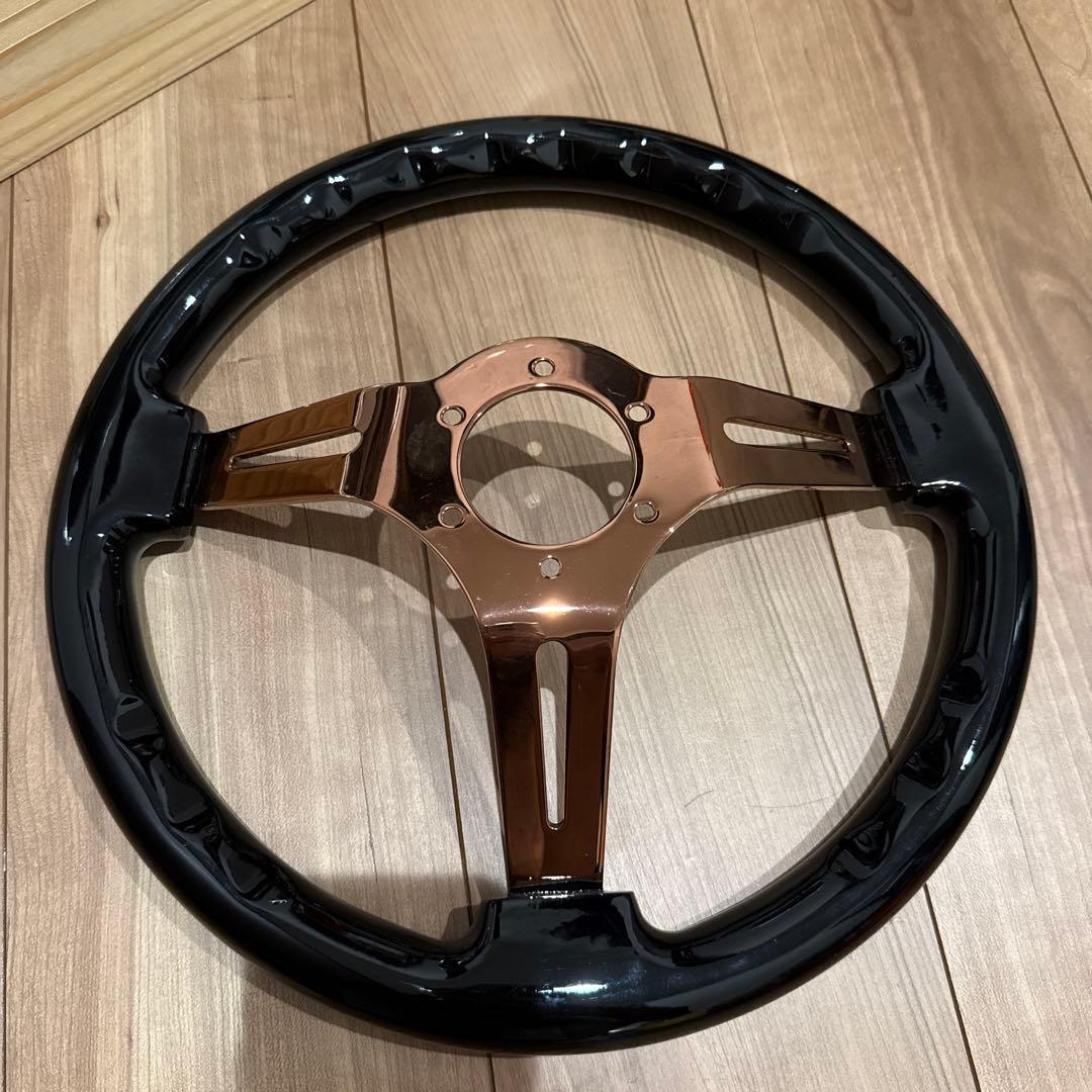 Avenue ステアリングホイール ブラック/ブロンズ