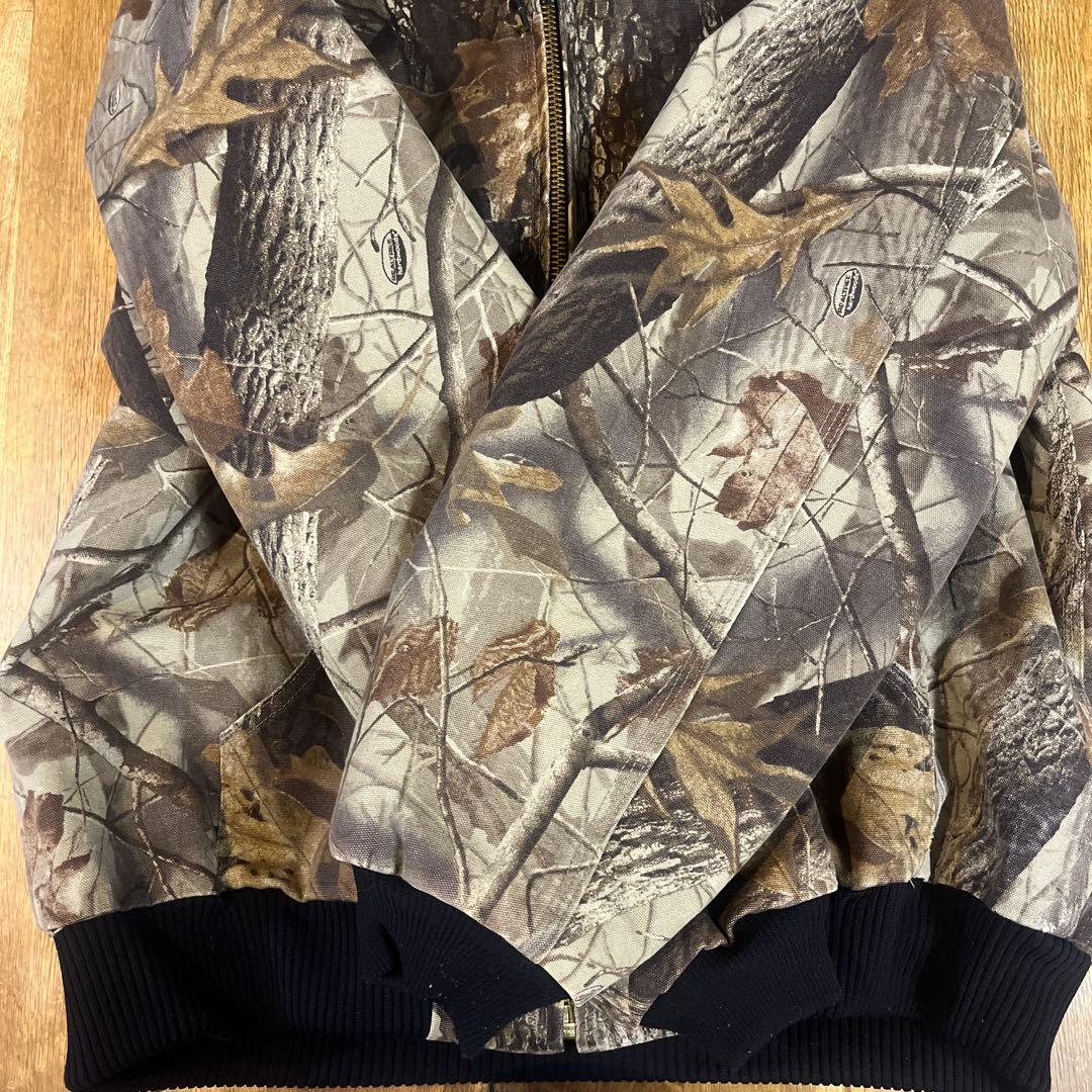 か*た様 美品　カーハート　Carhartt カモリアルツリー　アクティブジャケ