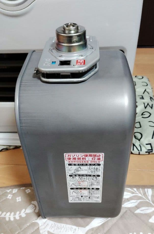 【美品】CORONA★ 石油ファンヒーター★ ホワイト