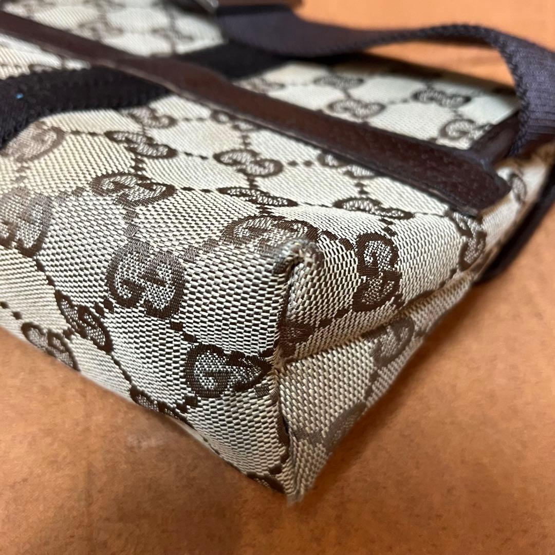 GUCCI グッチ GG柄 ボディバッグ　ウエストポーチ 131236