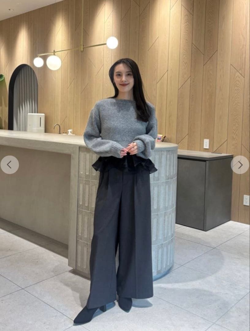 COCODEAL ペプラムブラウス×パフスリーブニット