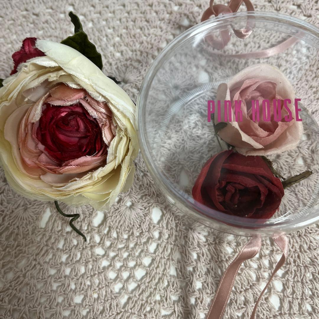 ピンクハウスのコサージュ２点