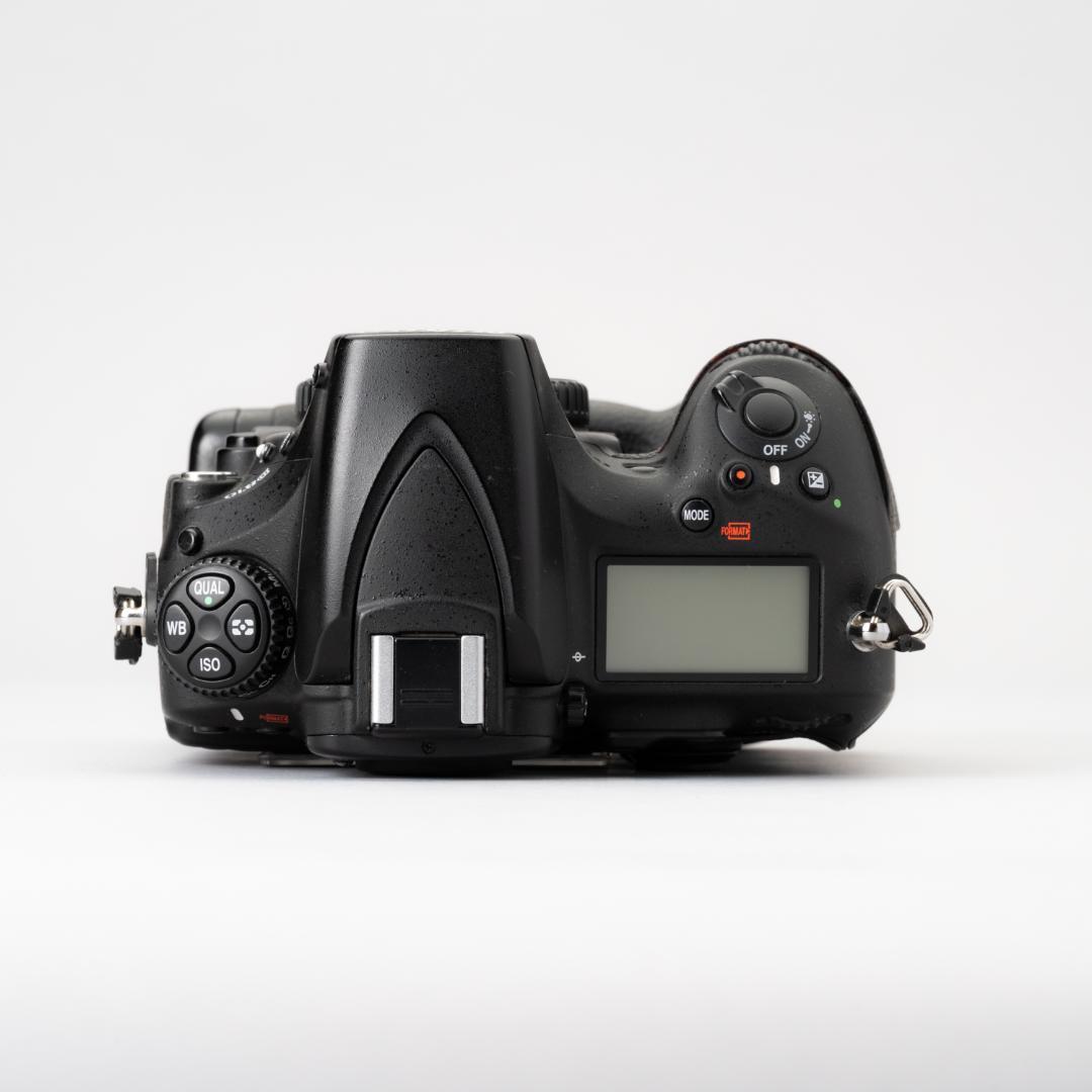 Nikon D810 ボディ＆バッテリーグリップ付き デジタル 一眼レフカメラ