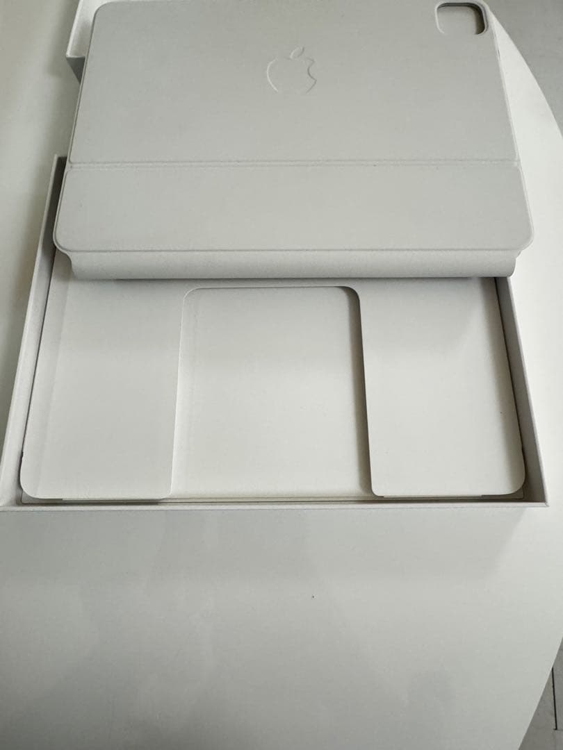 キーボード iPad Magic Keyboard