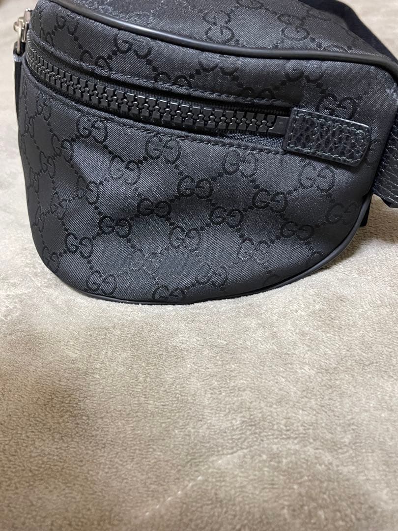 GUCCI グッチ GGナイロン ボディバッグ ショルダー ウェストポーチ