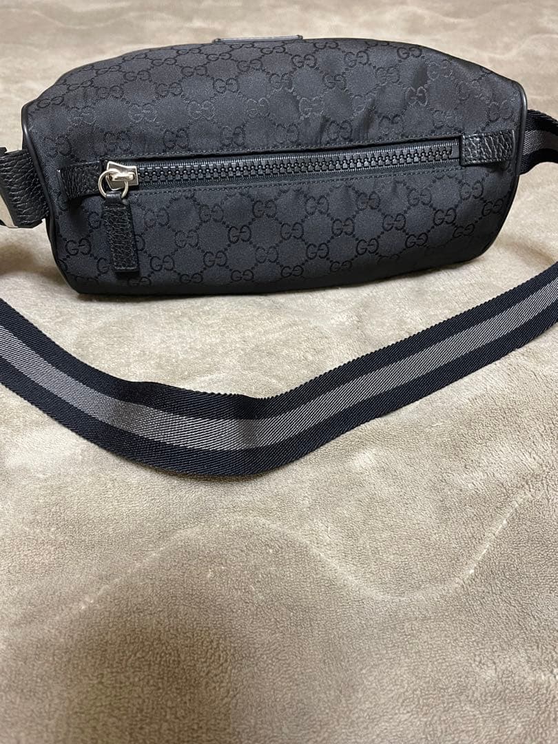 GUCCI グッチ GGナイロン ボディバッグ ショルダー ウェストポーチ