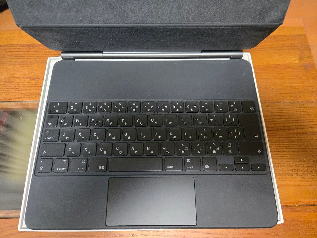 iPad Pro 12.9 第5世代 512GB + 純正マジックキーボード付き