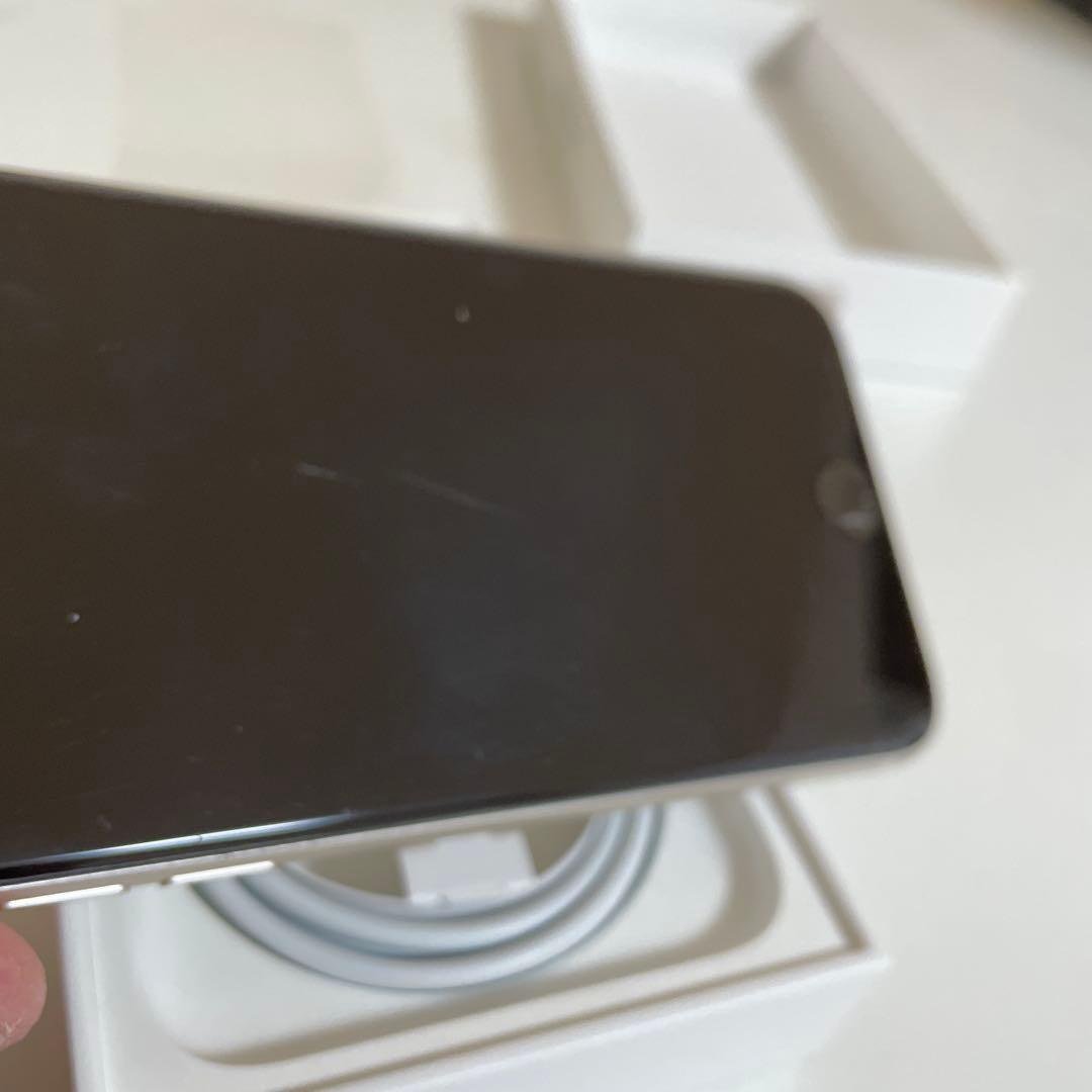 ジャンクApple iPhone SE (第3世代) 64G ホワイト 本体