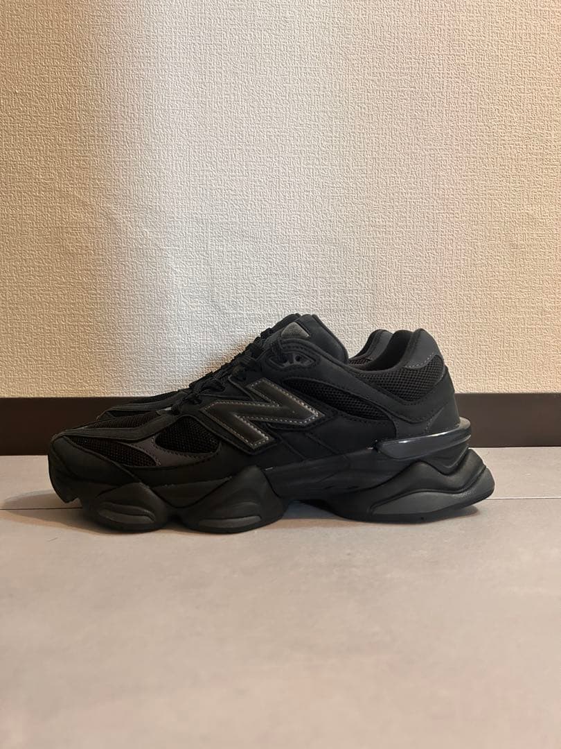ニューバランス 9060 \"トリプルブラック\" 27cm