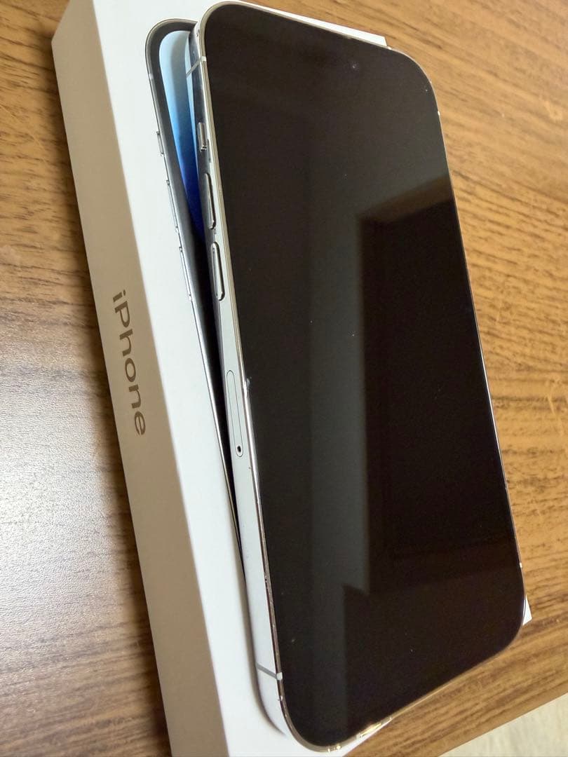 iPhone14pro 256GB シルバー SIMフリー 箱 充電ケーブルつき