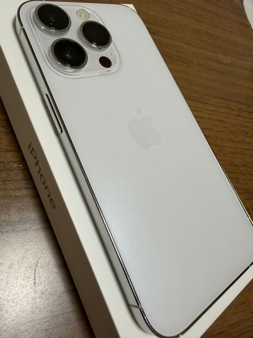 iPhone14pro 256GB シルバー SIMフリー 箱 充電ケーブルつき
