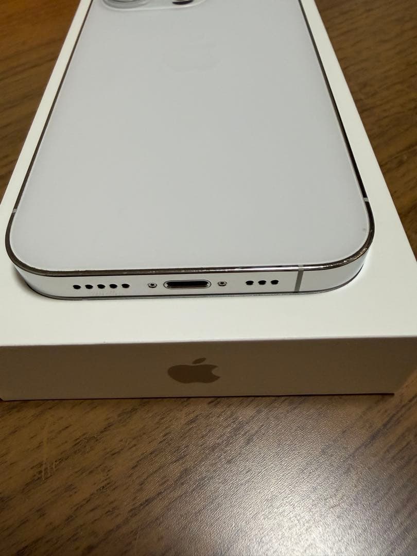 iPhone14pro 256GB シルバー SIMフリー 箱 充電ケーブルつき