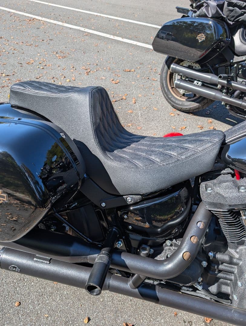 ハーレーダビッドソンローライダーSTタンデムシート