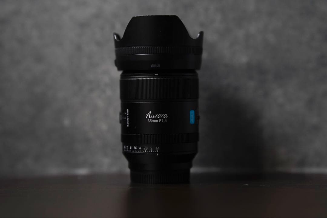 【出品本日まで】SIRUI Aurora 35mm F1.4 Eマウント