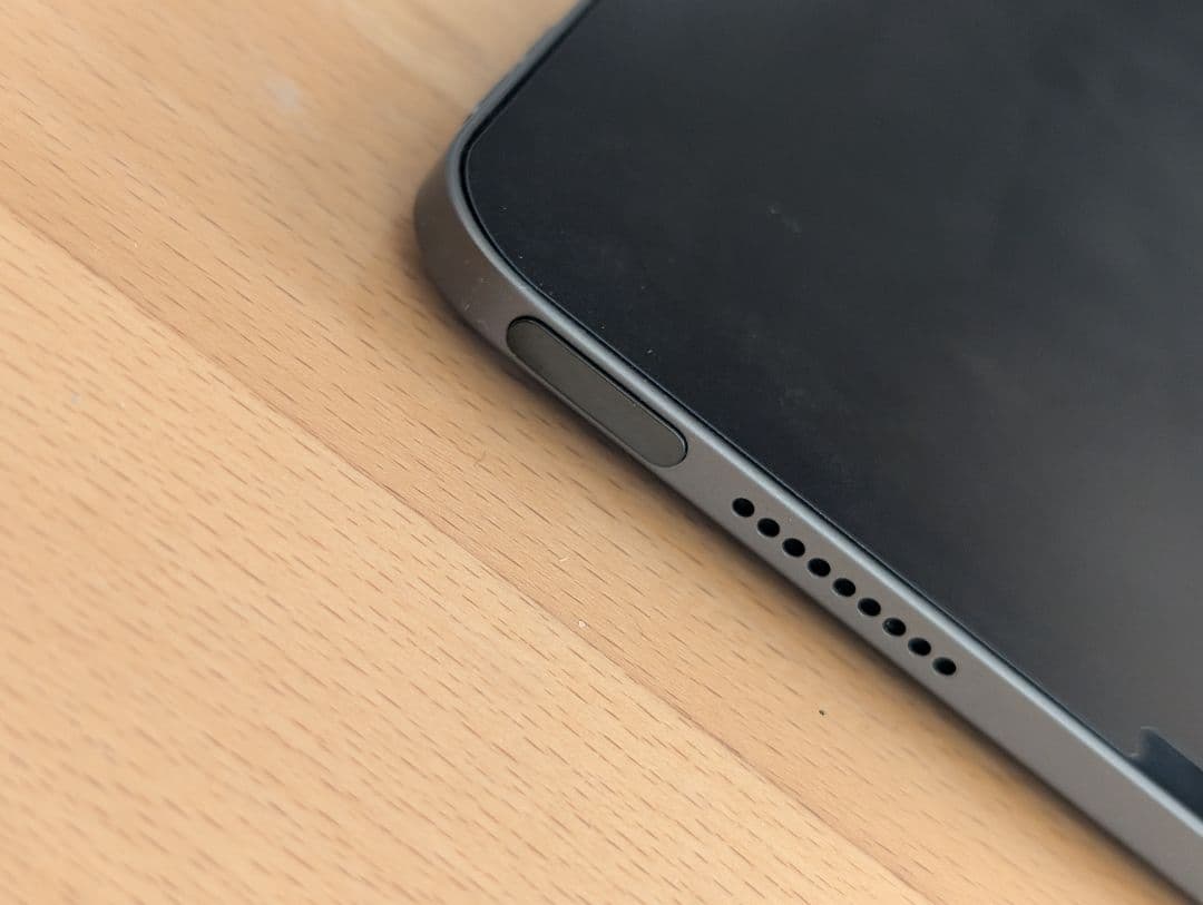 美品 iPad Air (第4世代) Wi-Fi 64GB グレー 付属品あり