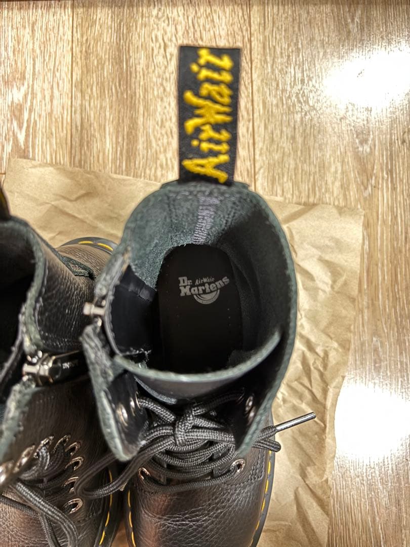 Dr.Martens JADON PISA 8ホール 定価37400円　23cm