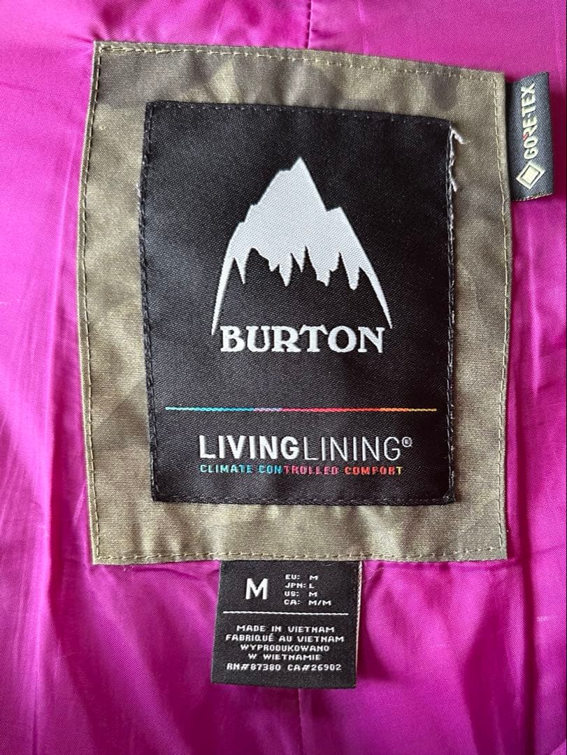 BURTONゴアテックス　ビブパンツ　サイズ日本Lサイズ　グリーンカモフラ