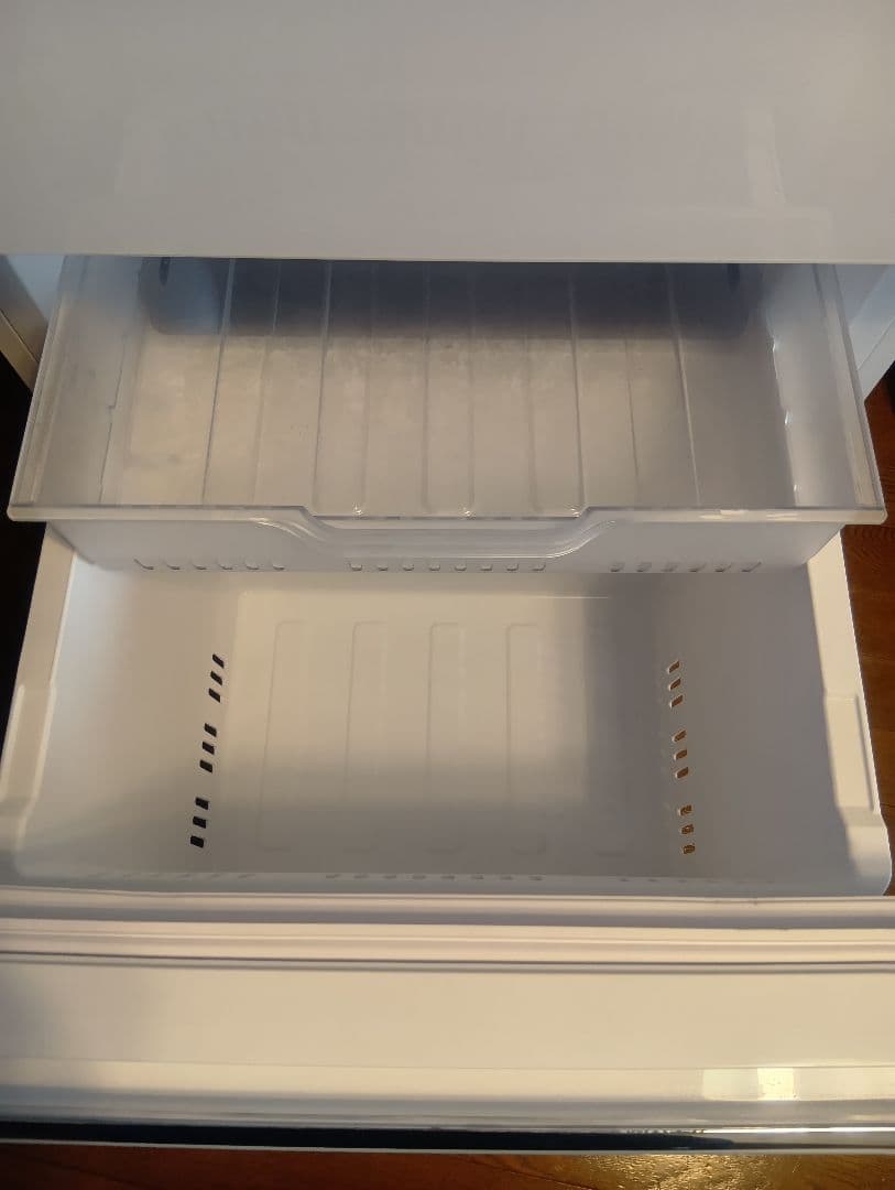 ニトリ ファン式冷蔵庫320L HM2C01 2024年製