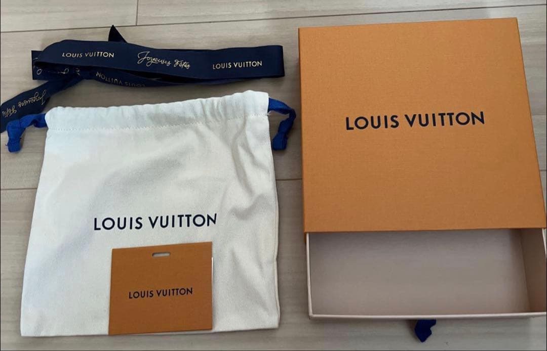 期間限定特別価格　国内正規　LOUIS VUITTON エピレザーベルト