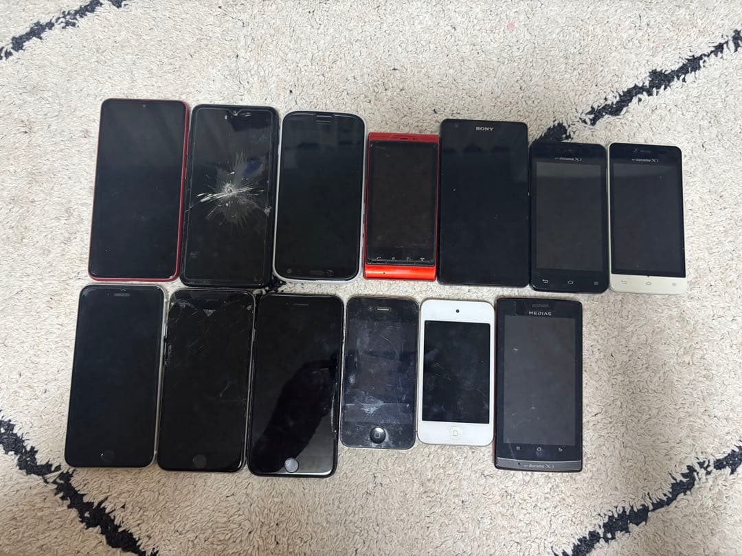 ガラケー スマホ iPhone iPod ウォークマン まとめ ジャンク