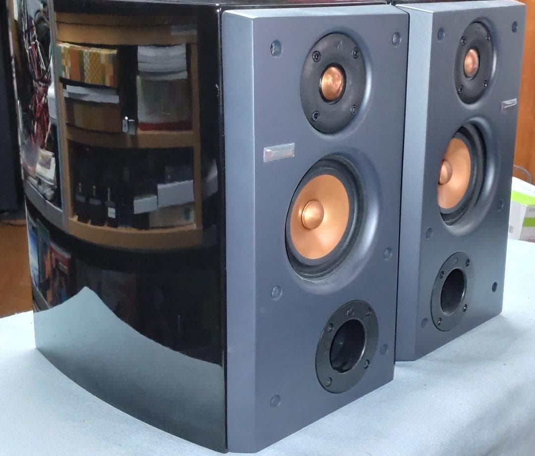 Fidelitatem Duo60 ブックシェルフスピーカー