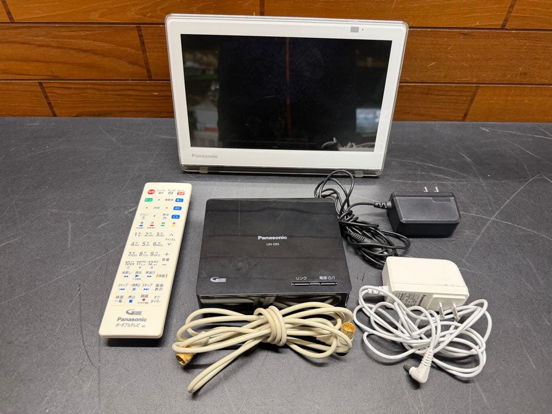 Panasonic ポータブルテレビ UN-10CE8D プライベートビエラ