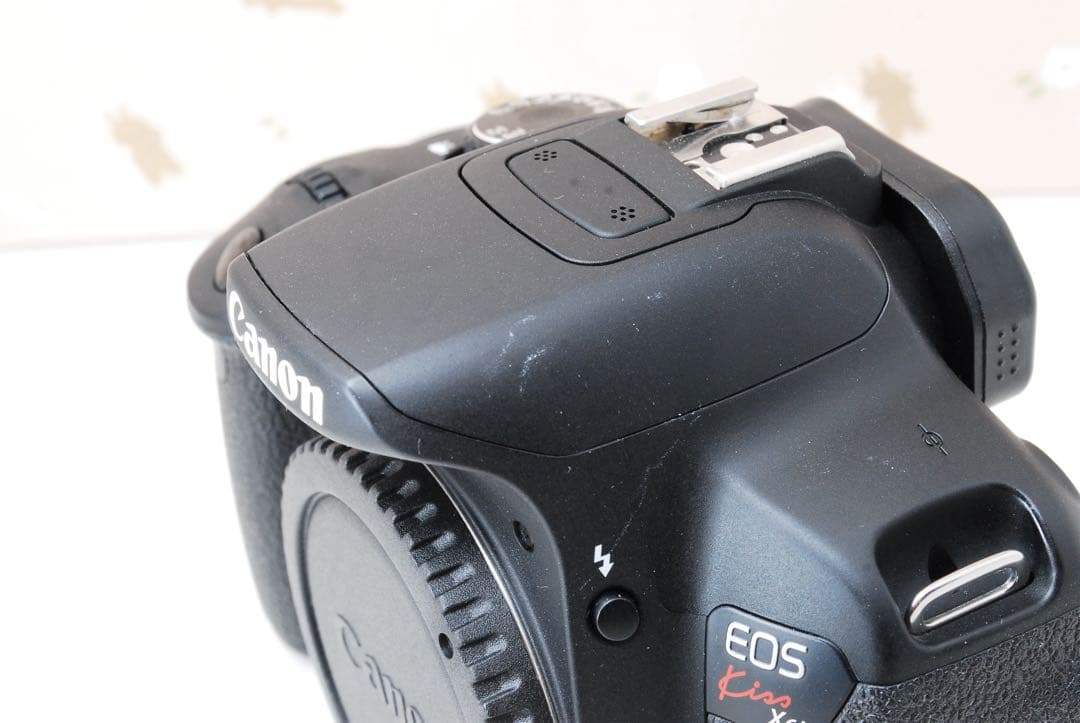 美品❤️Canon eos Kiss X6i❤️スマホ転送❤️高性能デジタル一眼レフ