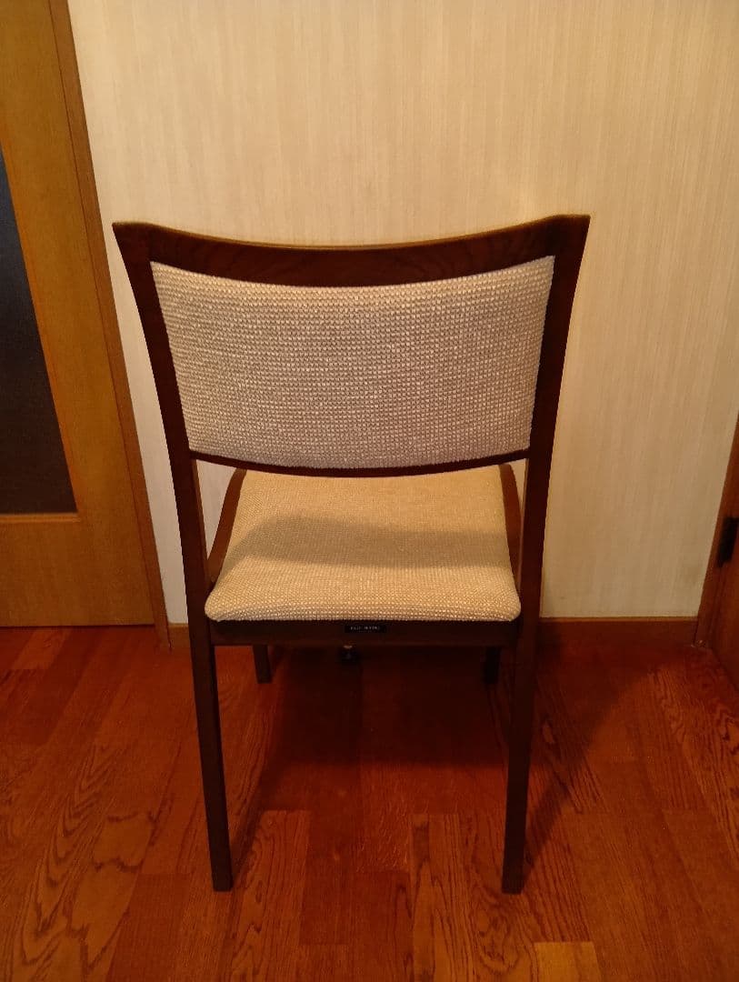 フジファニチャー 木製ダイニングチェア D 3990 N　軽量 布張り4- 3台