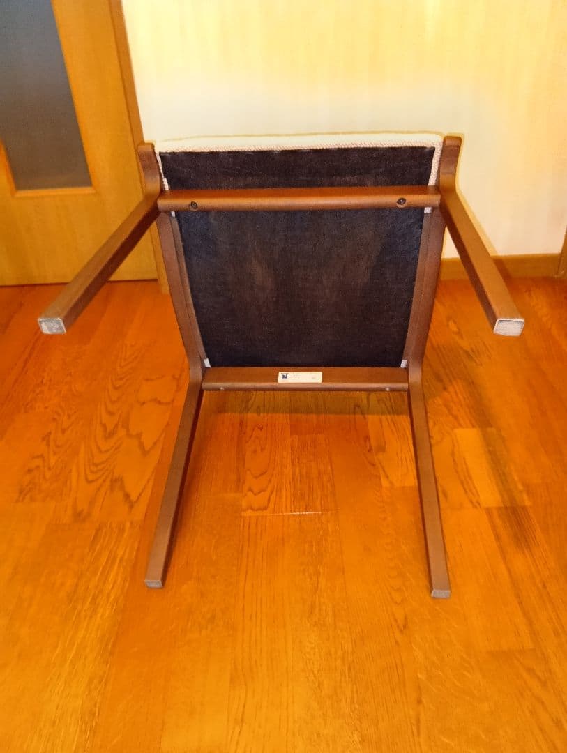 フジファニチャー 木製ダイニングチェア D 3990 N　軽量 布張り4- 3台