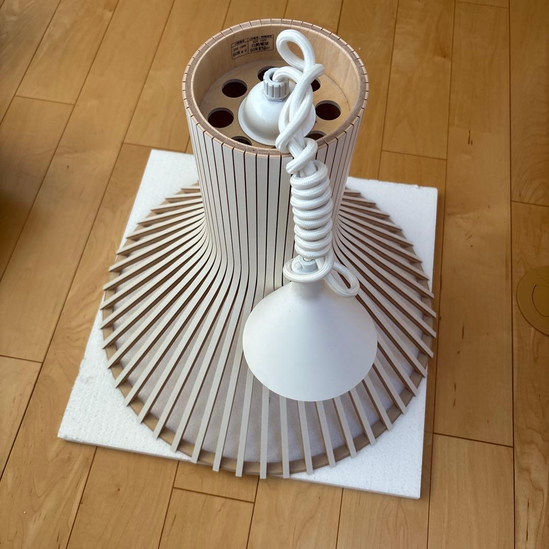 セクトデザイン　Puncto パンクト　木製ライト　ランピオナイオ　ホワイト