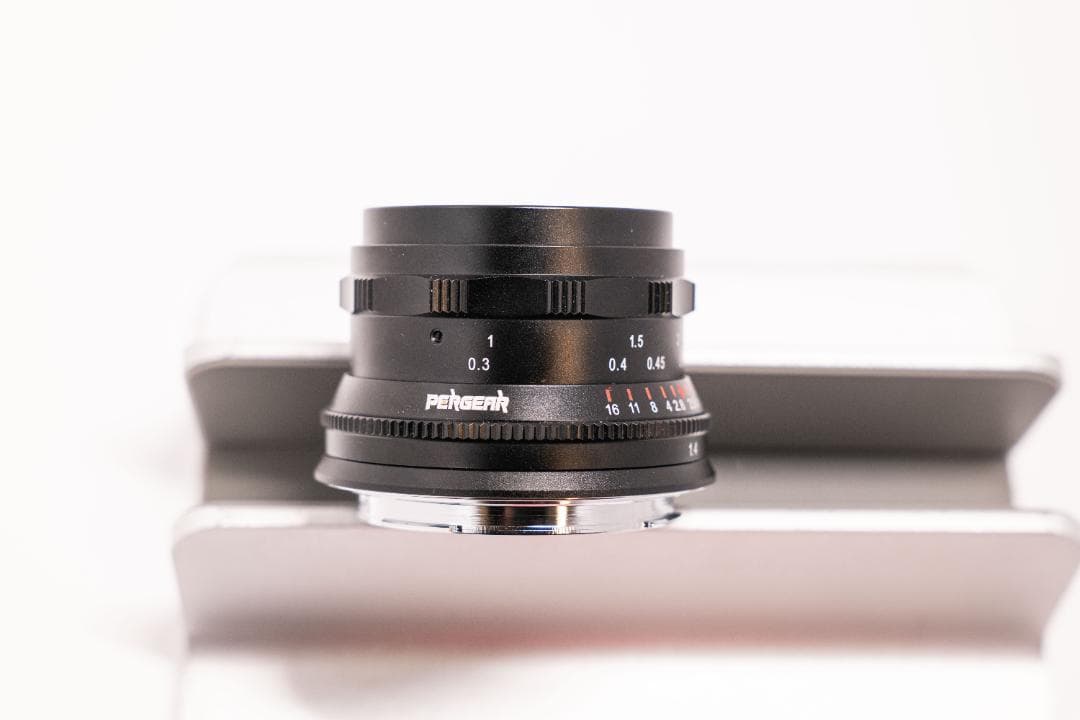 PERGEAR 35mm F1.4 （Lマウント／フルフレーム）