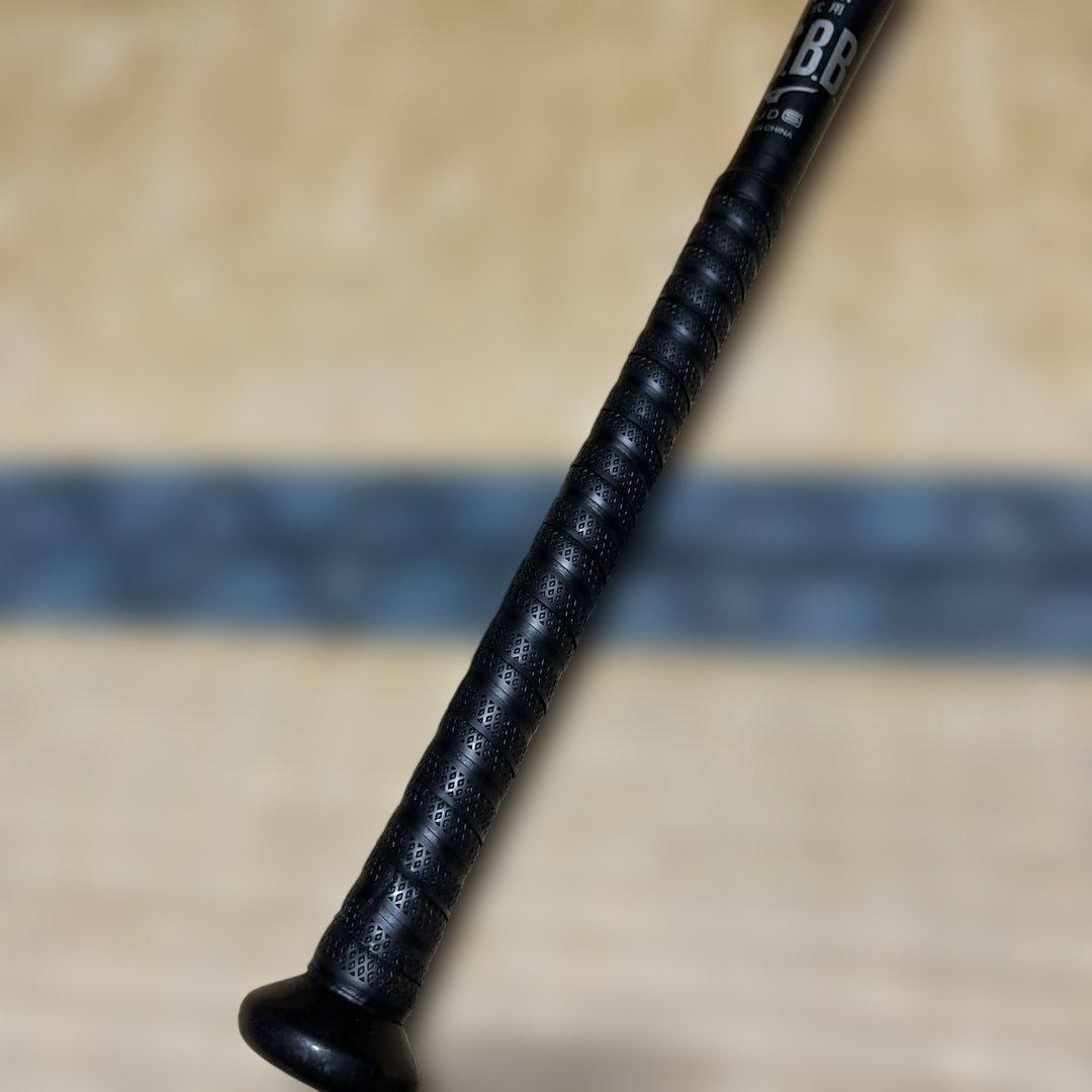 BEYOND MAX LEGACY 軟式バット ブラック一般用84cm 740ｇ