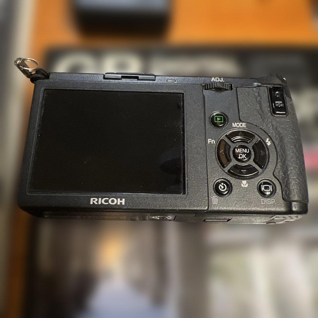 レア付属品多数　RICOH GR digital デジタルカメラ ブラック