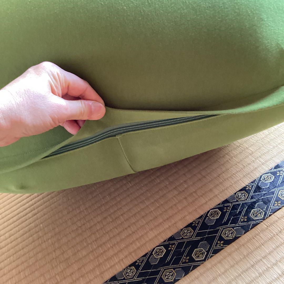 ヨギボー　Yogibo ピラミッド　75cm×75cm×65cm ライムグリーン